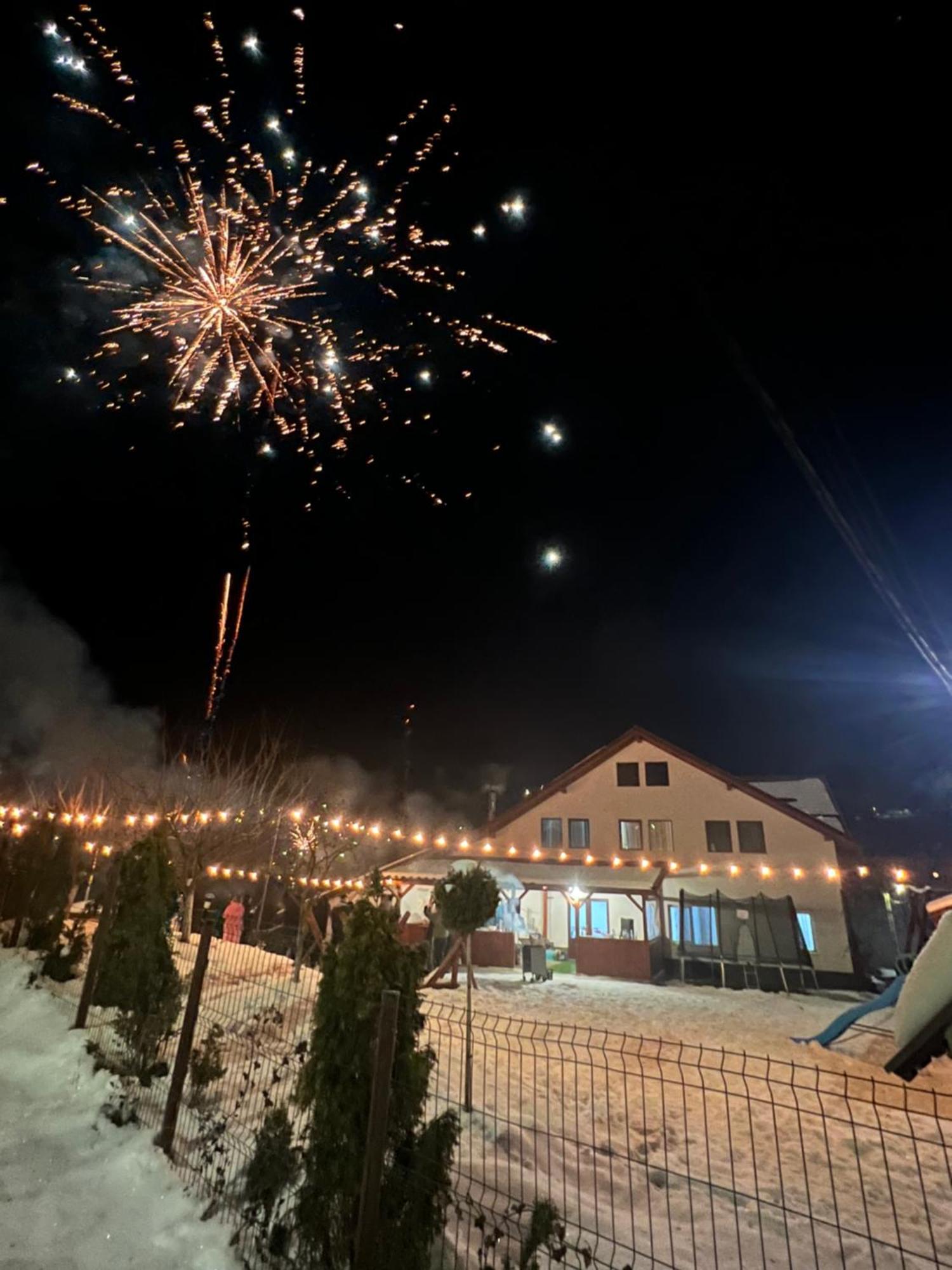 Milea'S Guesthouse برانْ المظهر الخارجي الصورة