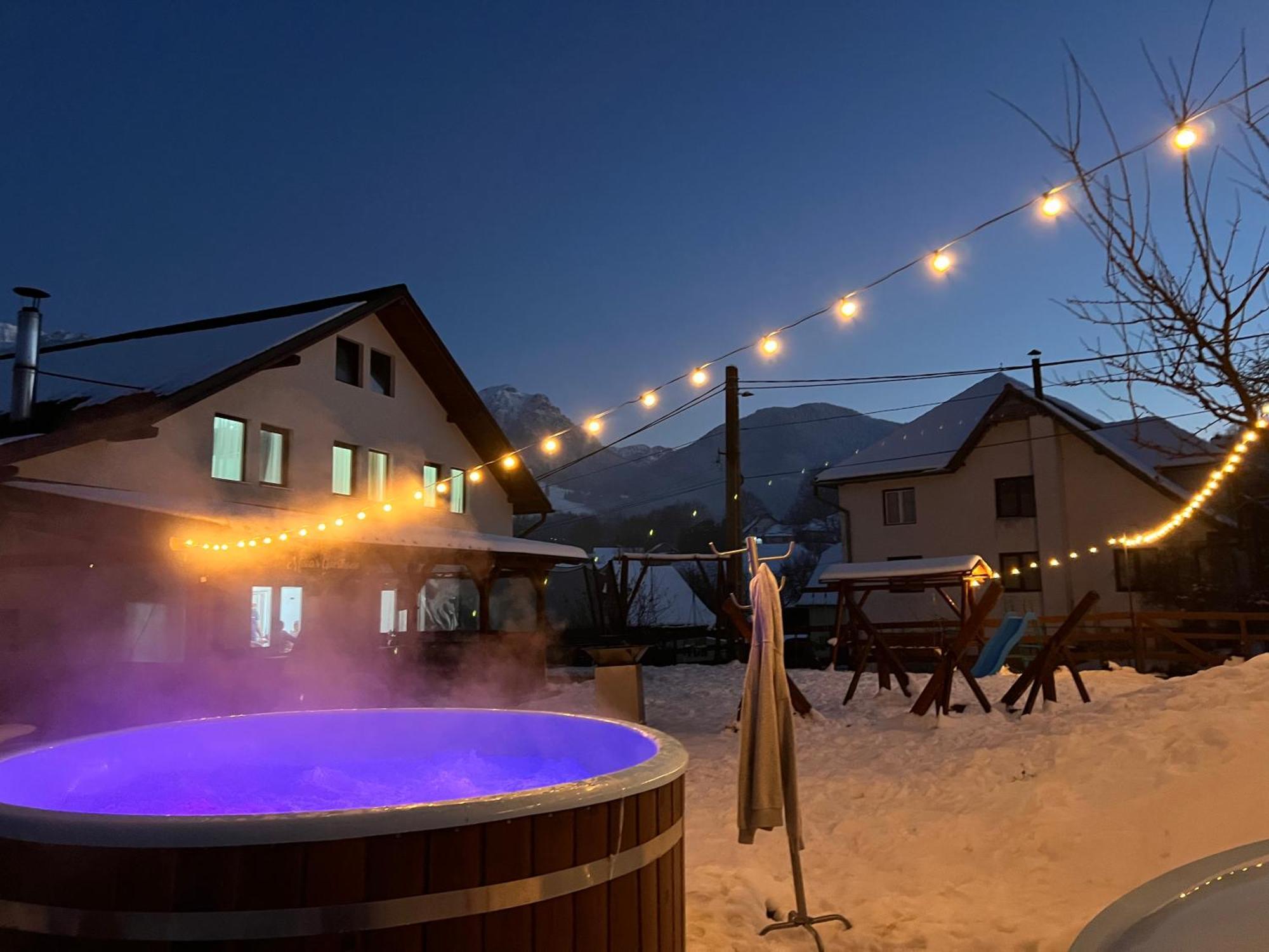 Milea'S Guesthouse برانْ المظهر الخارجي الصورة